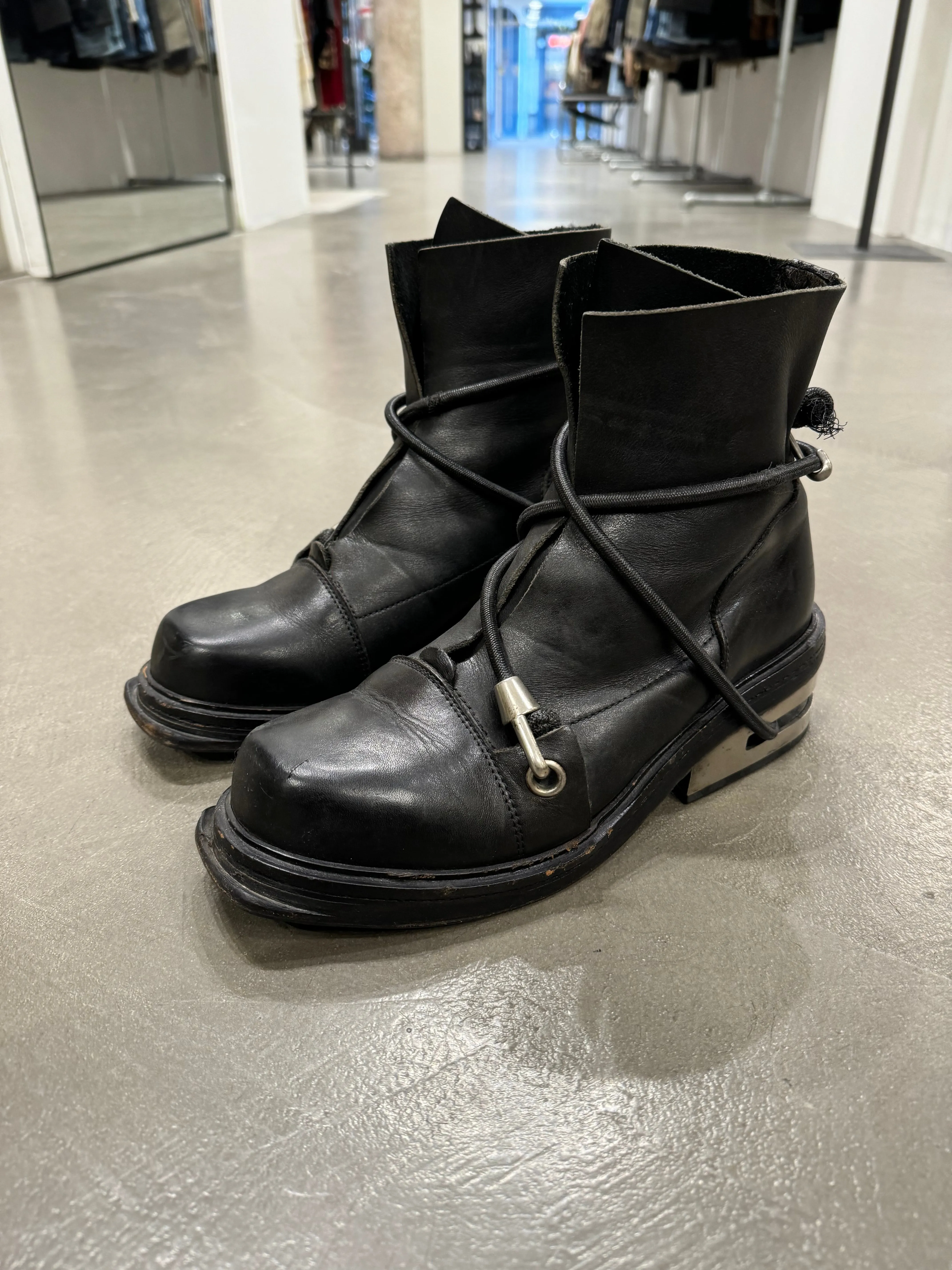 A/W 1996 Dirk Bikkembergs metal heel bungee cord boots