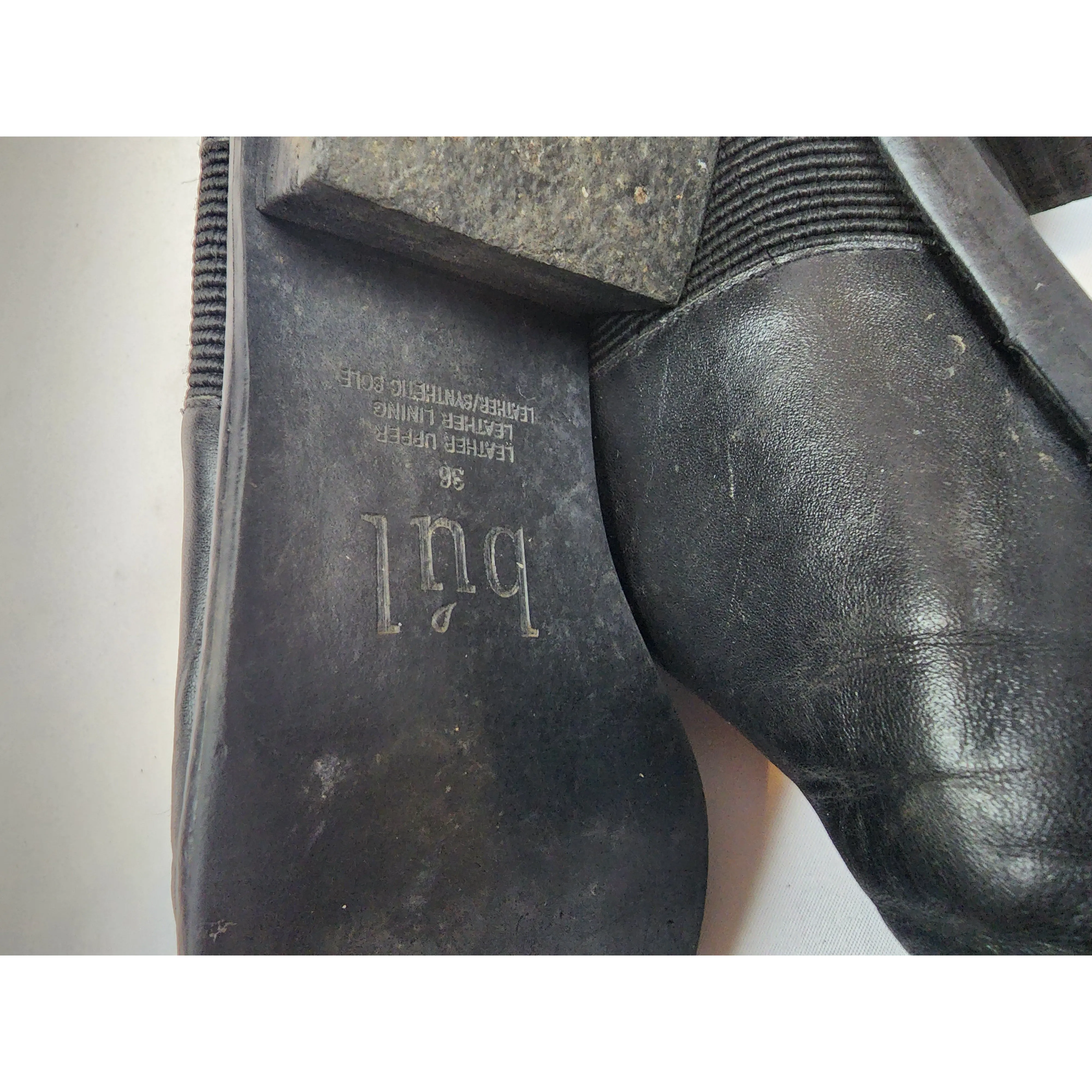 Bul black leather low ankle boots size 36