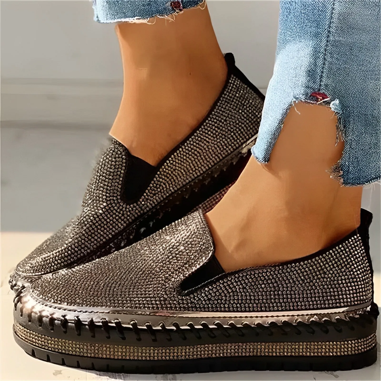Dana® | Glittering Diamond Loafers