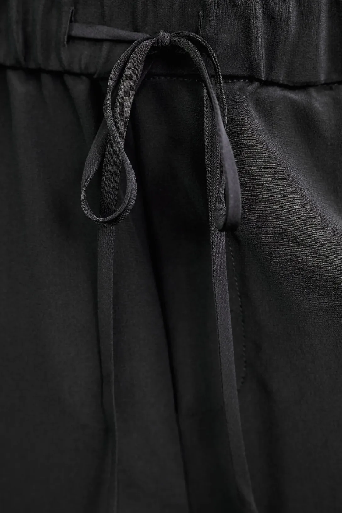 Frances Silk Short | Black