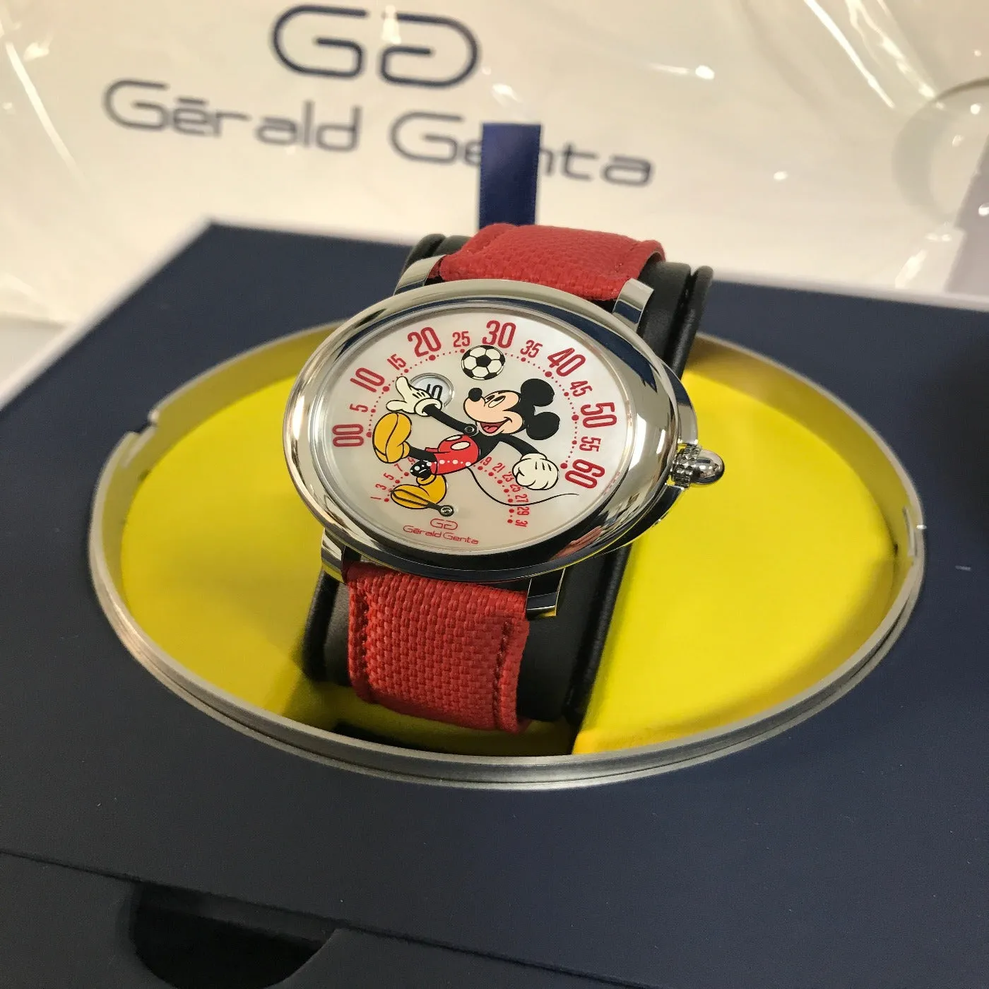 Gerald Genta x Mickey Mouse Bi-Retrograde (103786)