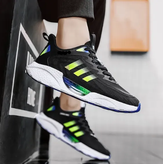 Levi – Men’s Waterproof Sneakers with Grip and Comfort