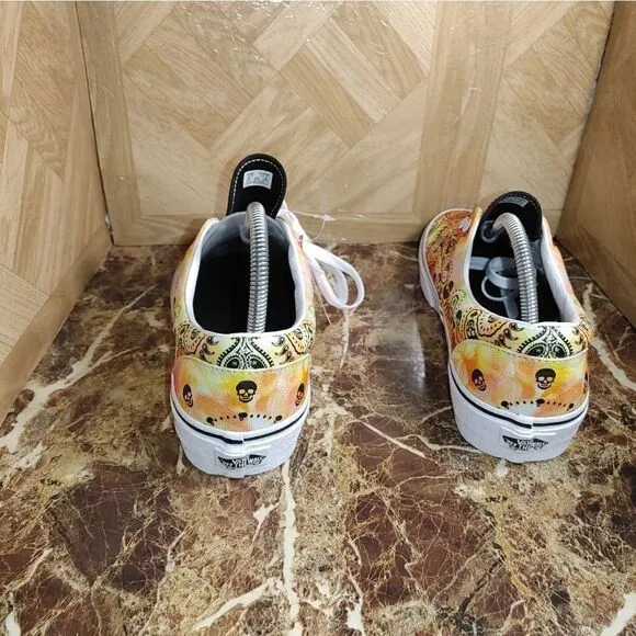 NEW Vans men Off the wall skateboard Skulls shoes sneaker size men 9.5 women 11