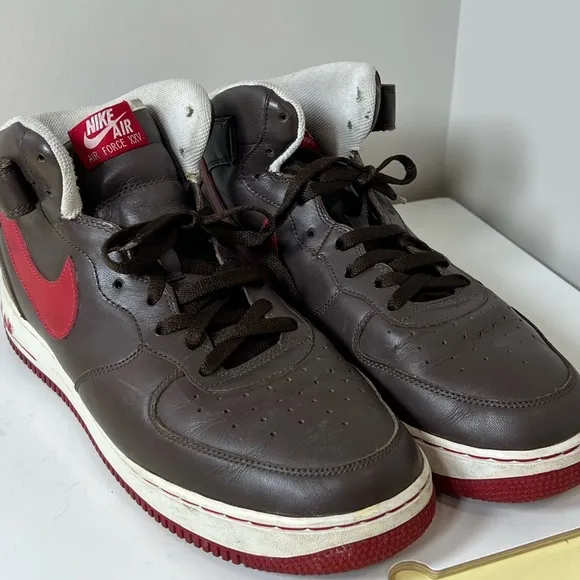 Nike Air Force One ‘07 Players Size 11 High Top Basketball Shoes Brown