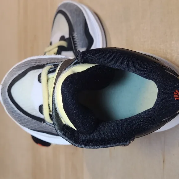 Nike Kyrie Infinity Baltic Blue SE TD DJ1171-112