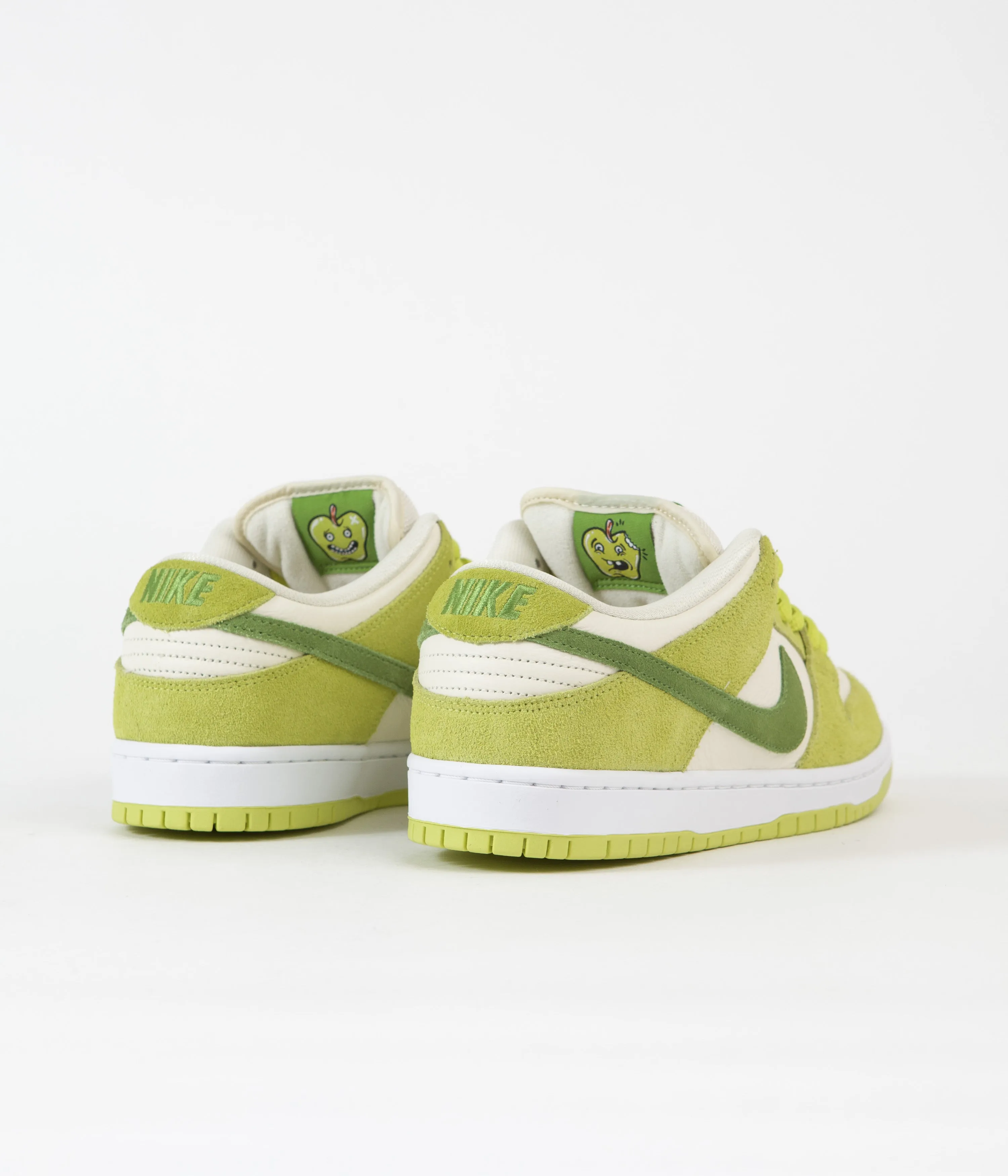 Nike SB Dunk Low Pro Apple Shoes - Atomic Green / Chlorophyll - Atomic Green