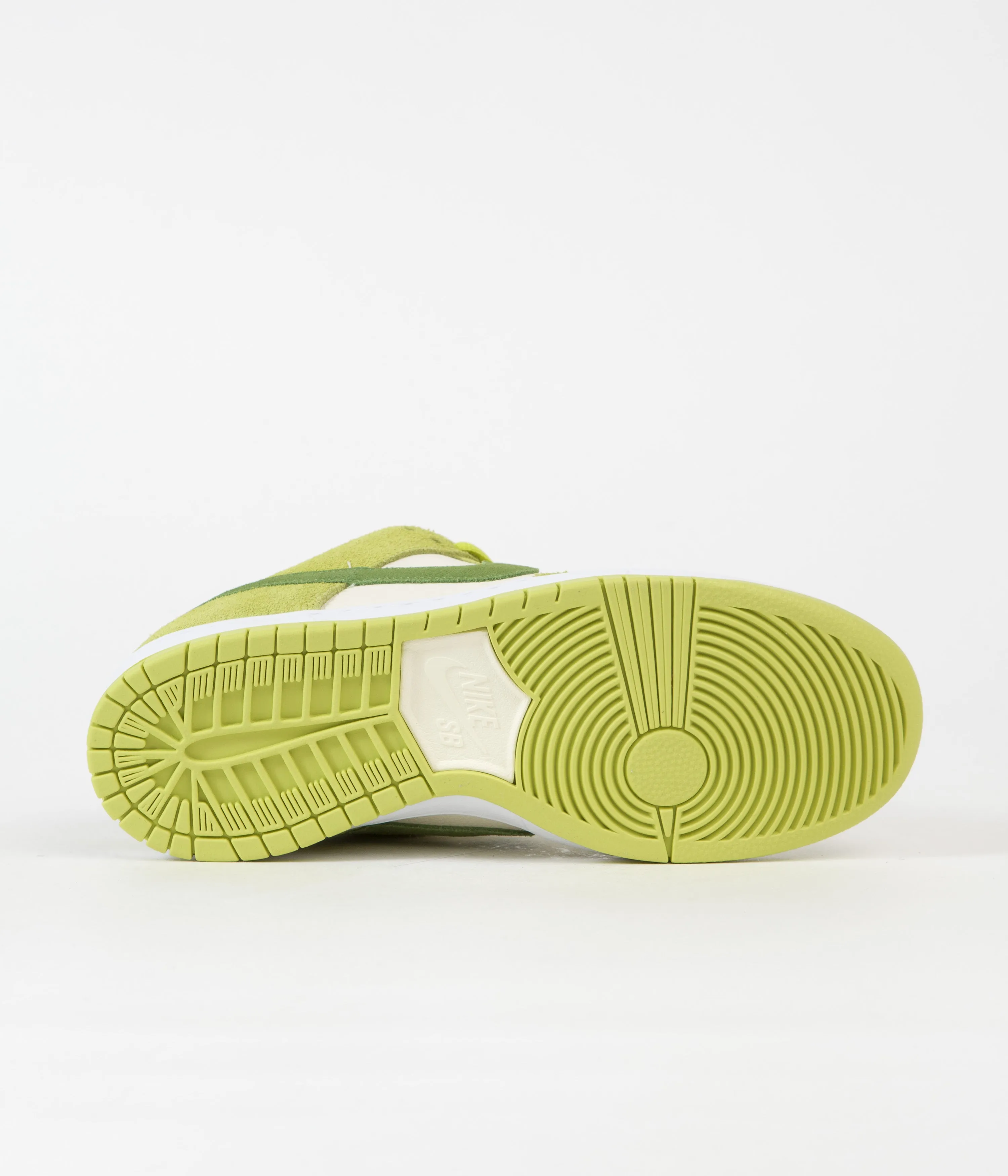 Nike SB Dunk Low Pro Apple Shoes - Atomic Green / Chlorophyll - Atomic Green