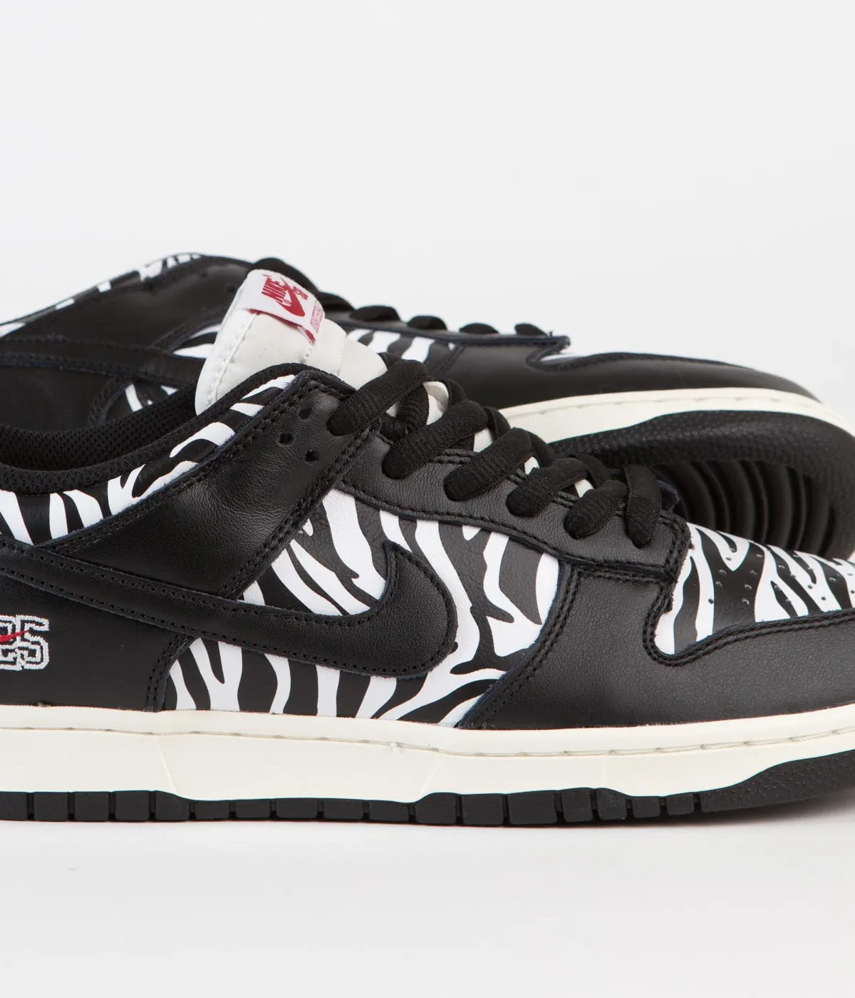 Nike SB x Quartersnacks Dunk Low OG Shoes - Black / White