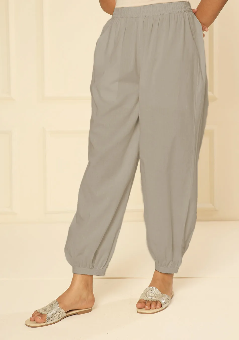 STONE EMBROIDERED LACE CUFF PANT