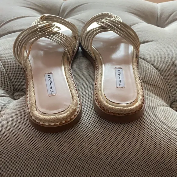 Tahari sandals