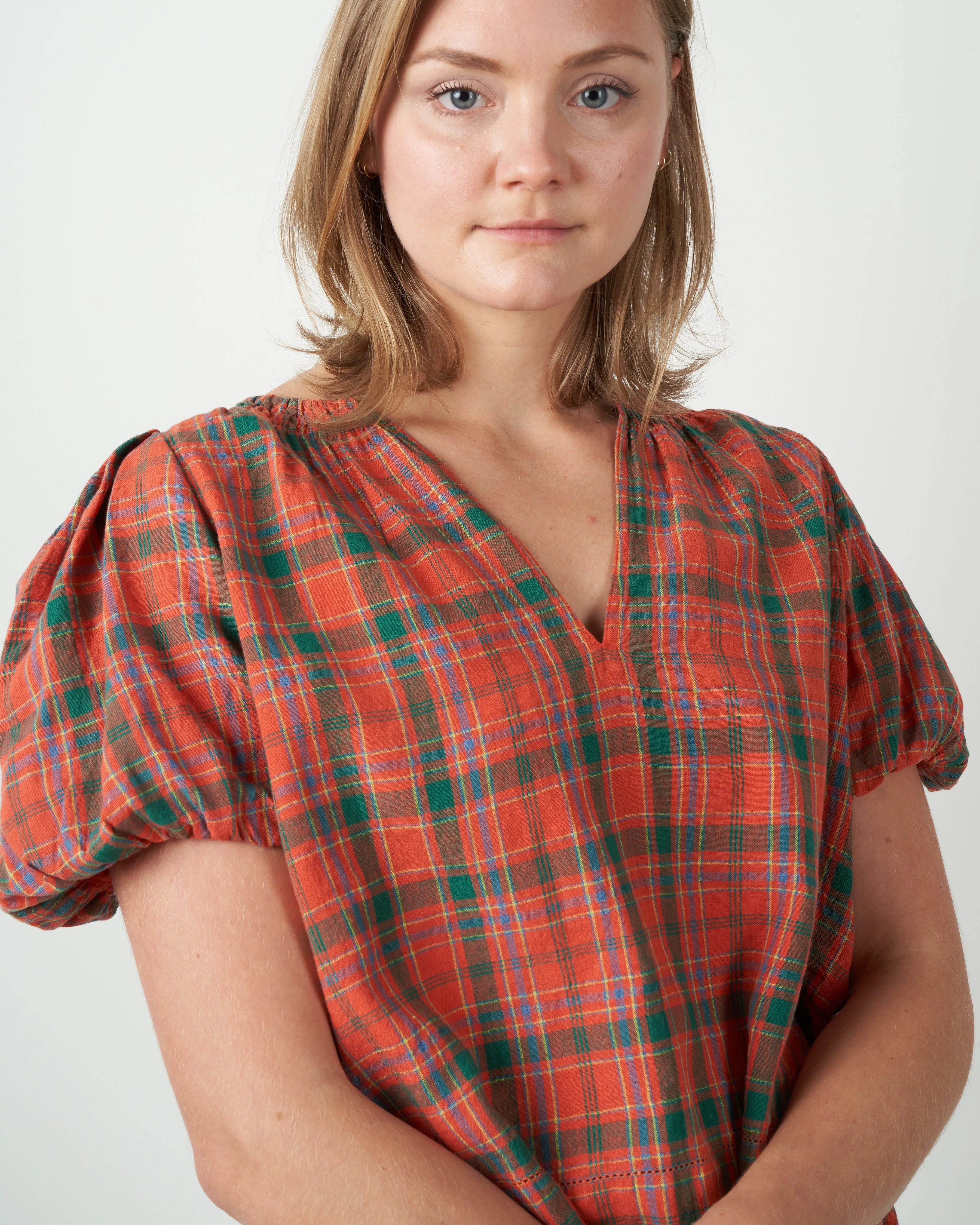 the bell top - holly plaid