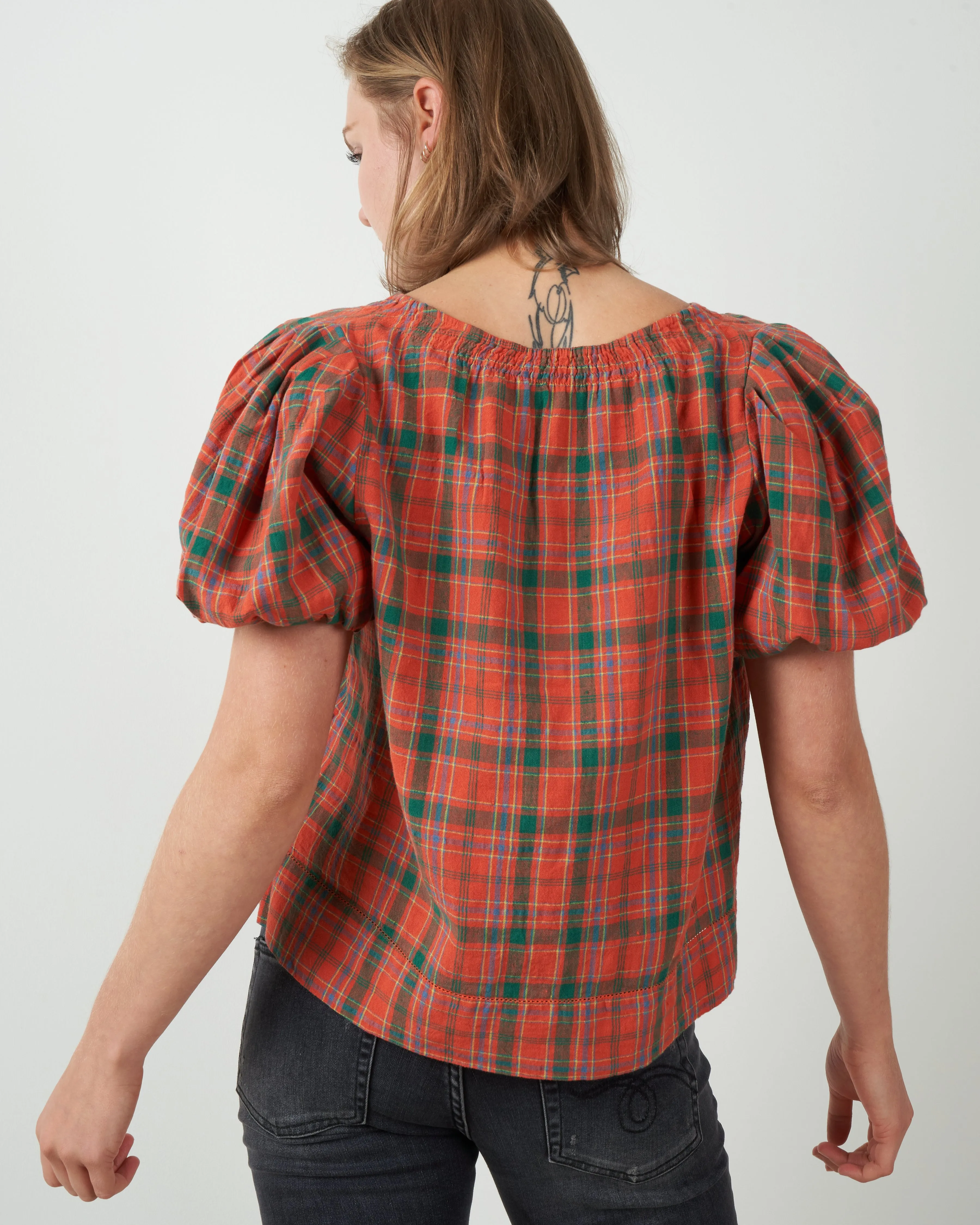 the bell top - holly plaid