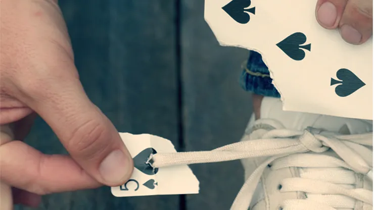 Truly Tied WHITE (Gimmick and Online Instructions) by JOTA